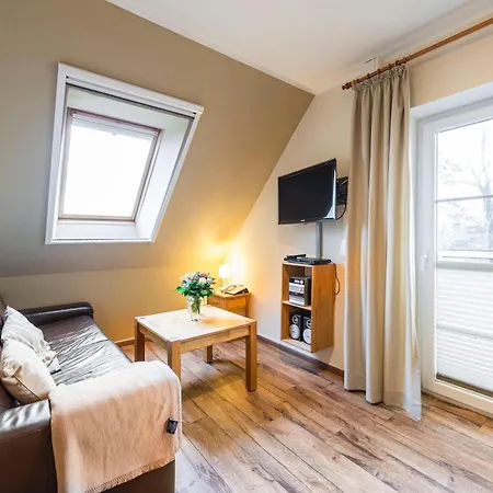 Gaensebluemchen Апартаменты Bliesdorf