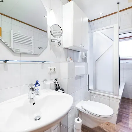 Апартаменты Gaensebluemchen Bliesdorf